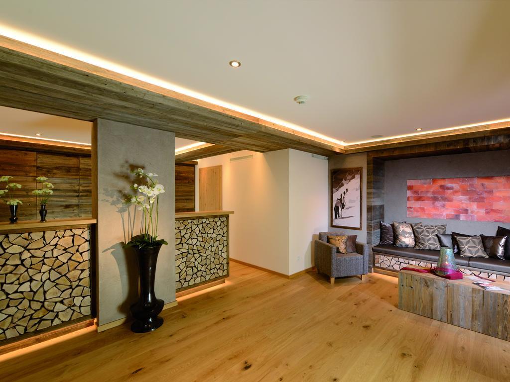 Hotel Garni Alpenjuwel 4*